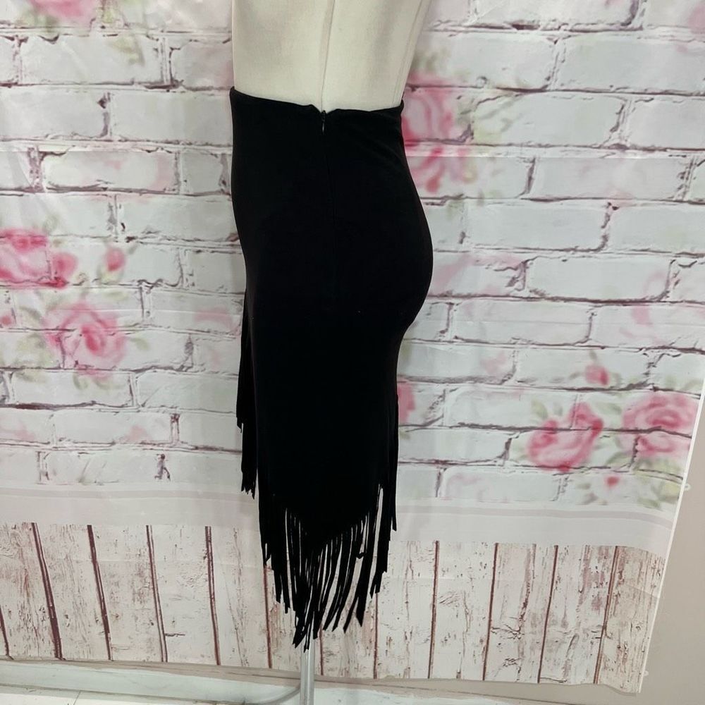 Aqua Women's Faux Suede Long Fringed Asymmetrical Wrap Style Black Skirt Size S - Picture 7 of 10
